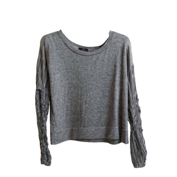 My Michelle Pullover Top Women Size XL Gray Long Striped Slit Sleeves - Picture 4 of 9